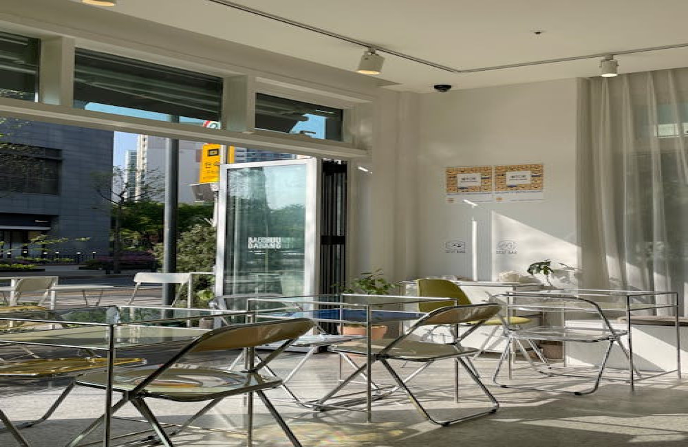 Zo combineer je teal met burnt orange voor een warm en stijlvol interieur