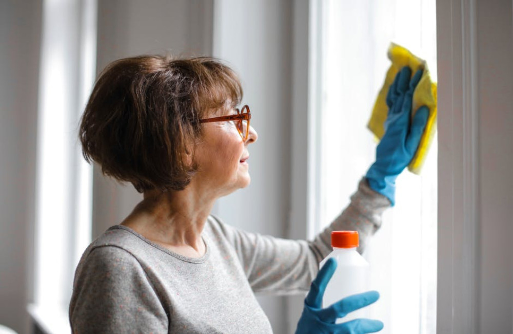 Hoe verwijder je nicotinegeur uit je huis? Dit zijn de beste methodes