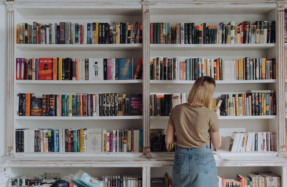 Wat kost een goede op maat gemaakte boekenkast?